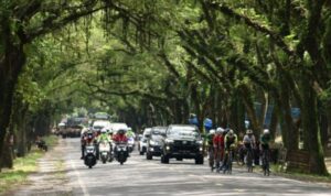 26 Atlet Cabor Balap Sepeda Road Race Menaklukan Jalan Lintas Serdang Bedagai-Parapat