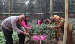 Polres Langkat Mengikuti Launching Program Perkarangan Pangan Lestari bagi Ketahanan Pangan Nasional