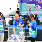 Bersama Ribuan Runner, Bupati Samosir dan Martin Manurung Mengikuti Fun Run Samosir 2025