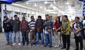 Bersamaan dengan Buka Puasa Bersama Warga Muslim Samosir, Pemkab Melakukan Pisah Sambut Kapolres Samosir