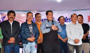 Bupati Samosir Hadir dan Ucapkan Selamat atas Pelantikan dan Syukuran Terpilihnya Eben Ezer Situmorang Menjadi Anggota DPRD Samosir