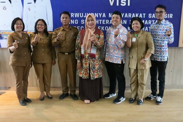 Bupati Samosir Terima Audiensi Kepala Perwakilan BKKBN Provinsi Sumut Bupati Samosir Menerima Audiensi Kepala Perwakilan BKKBN Provinsi Sumut