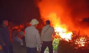 Polres Sergai Gerak Cepat, Cek Sampan Boat Terbakar di Lokasi Tambak Udang Pantai Cermin