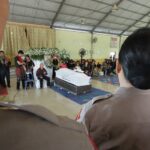 Upacara Penghormatan Terakhir Brigadir Sat Lantas Polres Sergai Alm. Syaiphulisa Sembiring di Jalan Sibiru-Biru Jambur Sada Arihta