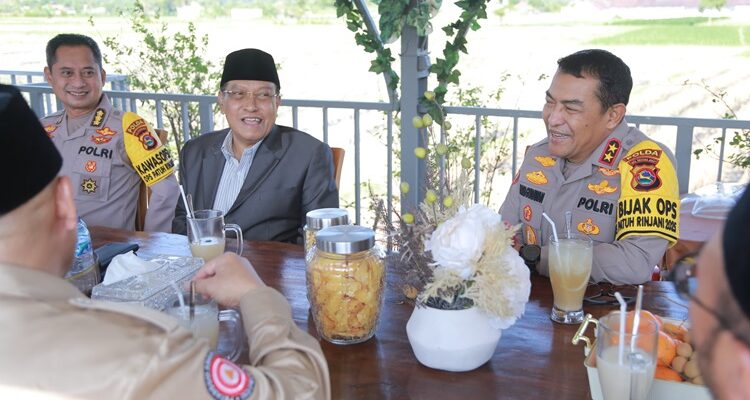 Penuh Kehangatan dan Makna, Kapolda NTB Bersua KH. Said Aqil Siradj dalam Silaturahmi Bermakna