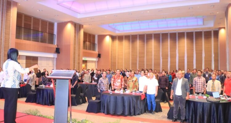 Wabup Samosir Buka Kegiatan Sosialisasi SIPD-RI Tingkat Provinsi dan KabupatenKota di Sumut