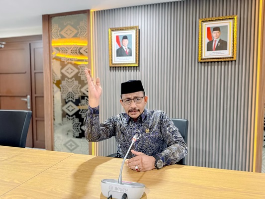 Haji Uma Bahas dengan Bupati Aceh Singkil Soal Oknum Satpol-PP yang Diduga Ceraikan Istri Setelah Lulus PPPK