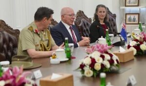 Panglima TNI Gelar Pertemuan dengan Mantan Gubernur Jenderal Australia, Fokus pada Kerja Sama Pertahanan