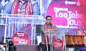 Parade Agro dan Penampilan Seruling Kolosal Ramaikan Pembukaan Festival Tao Toba Joujou 2025