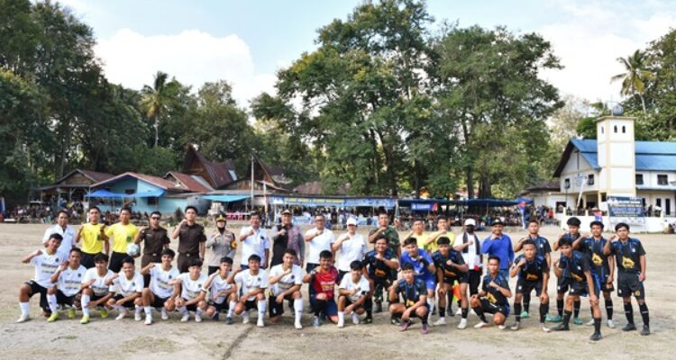 Voli Pantai Antar Pelajar se-Danau Toba Perebutkan Piala Bupati Samosir 2025 Resmi Bergulir