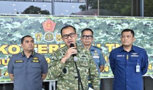 TNI Maksimalkan Operasi Kemanusiaan dengan Kirimkan Ratusan Ton Bantuan ke Sumatera