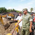 Wakil Panglima TNI Menyambangi Lokasi Banjir di Sumut dan Sumbar untuk Peninjauan