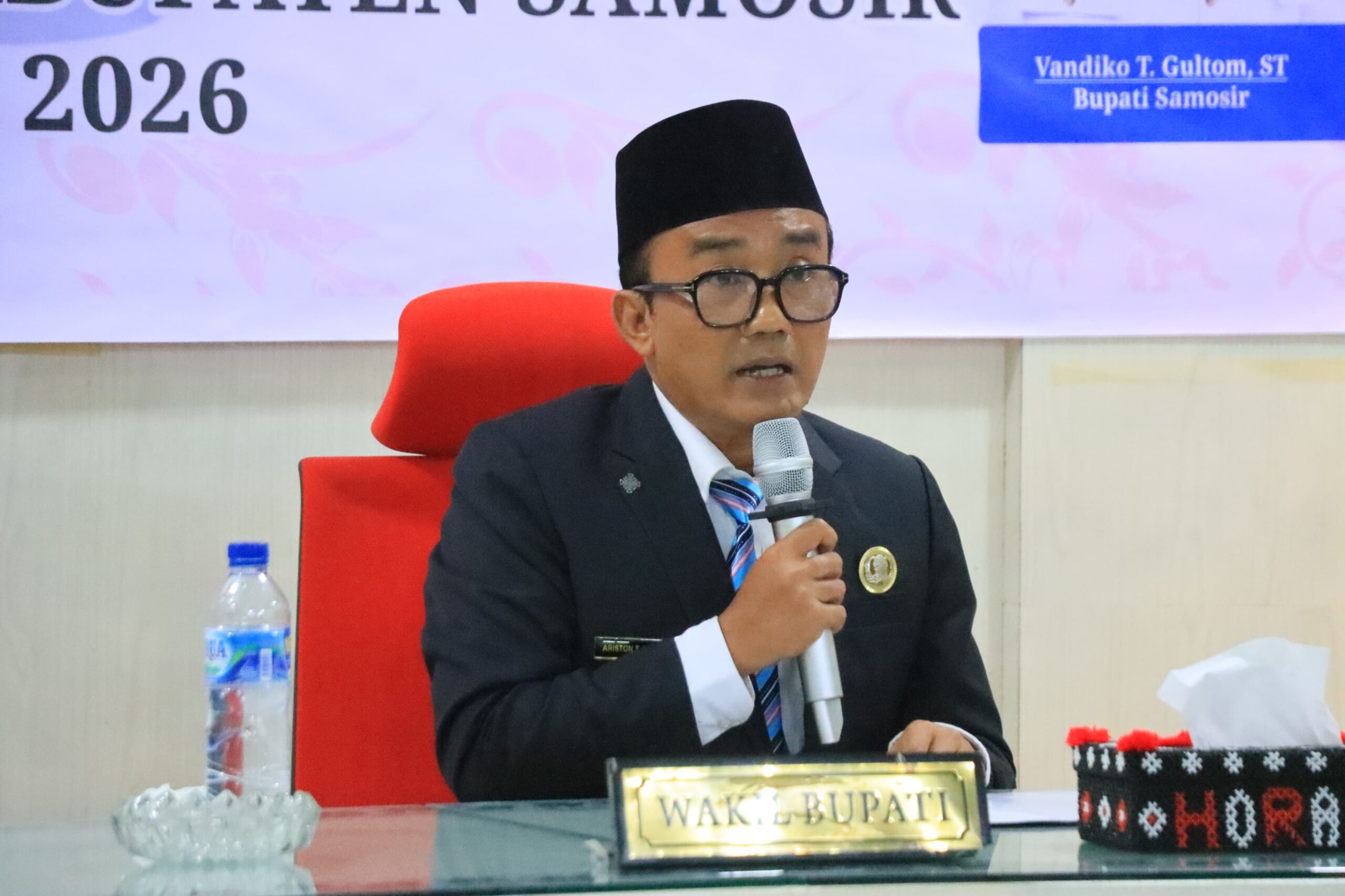 Wabup Samosir Melantik 75 Pejabat, Ariston Sidauruk Tegaskan ASN Harus BerAKHLAK dan Siap Kerja Cepat