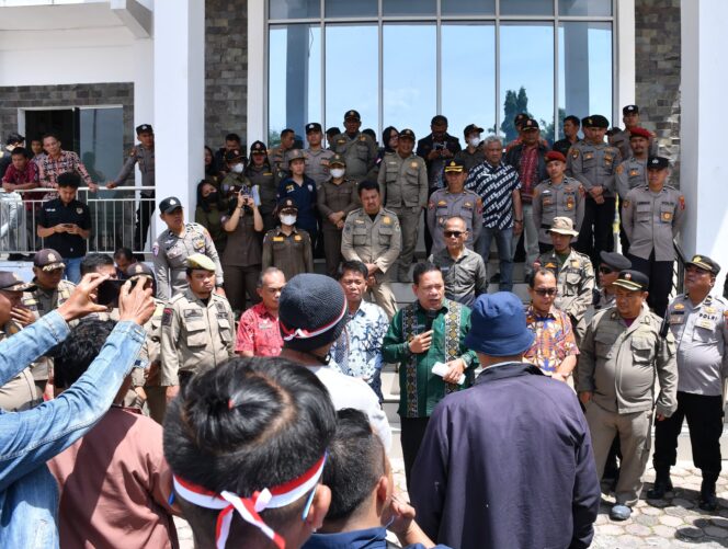 Pemkab Samosir Tegaskan Pembelian Mobil Dinas Tidak Melanggar Aturan dan Sesuai Prosedur