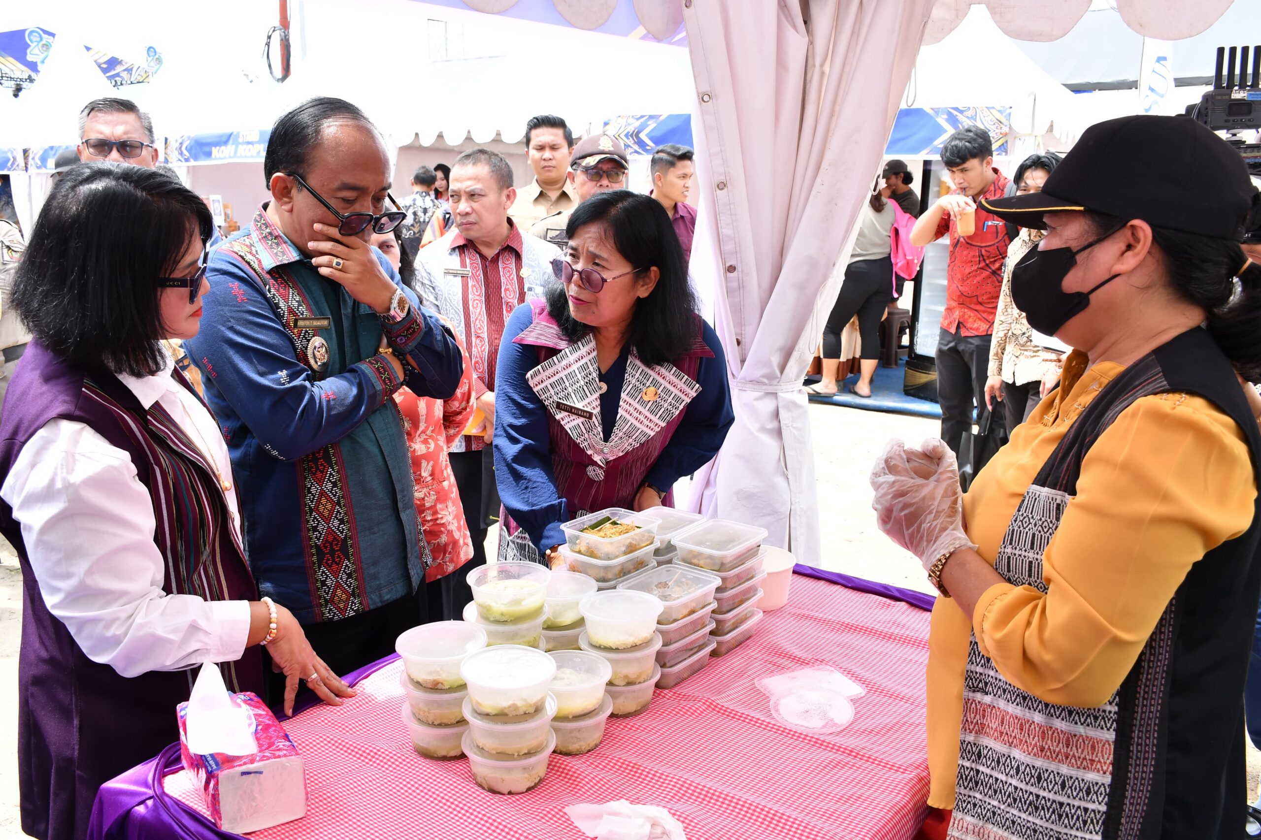 Dorong Ekonomi Rakyat, Pemkab Samosir Gelar Festival Kuliner dan UMKM Pada Perayaan Hari Jadi Ke-22 Tahun