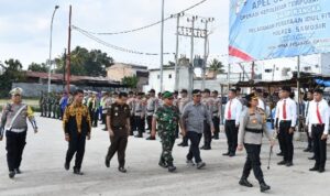 Dukung Kelancaran Mudik dan Wisata, Pemkab Samosir Turunkan Personel pada Ops Ketupat Toba 2026 Pemkab Samosir Kerahkan Personel dalam Ops Ketupat Toba 2026 untuk Amankan Arus Mudik dan Wisata
