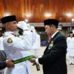 17 Anggota Paskibraka Taput Resmi Dikukuhkan, Bupati Dorong Generasi Muda Berkarakter