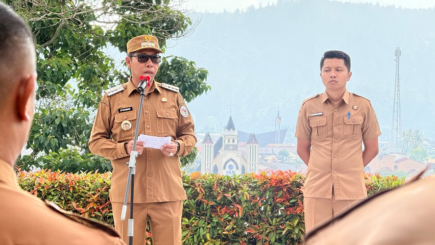 Pimpin Apel Gabungan, Bupati Taput Menekankan Perubahan Mental Kerja ASN dan Penguatan Pelayanan Publik