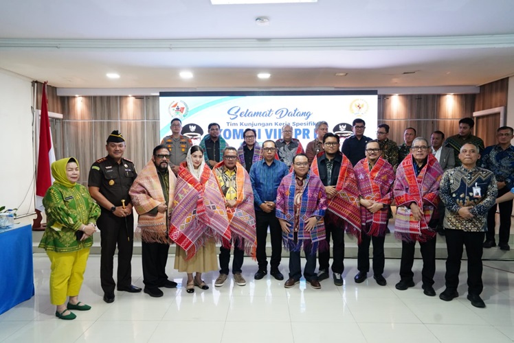 Sinergi Pemkab Taput Bersama DPR RI Dorong Akses KUR dan Hilirisasi Pertanian Demi Kesejahteraan Warga Sinergi Pemkab Taput Bersama DPR RI Dorong Akses KUR dan Hilirisasi Pertanian Demi Kesejahteraan Warga